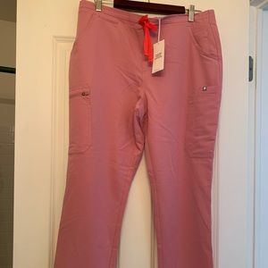 Figs chalk pink yola skinny scrub pants size L